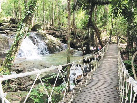 Der Khao-Khitchakut-Nationalpark präsentiert sich als eine immergrüne Oase.