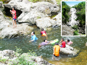 Der Wasserfall Nam Tok Sarika ist einer der bekanntesten Wasserfälle Thailands und besonders bei Familien beliebt.