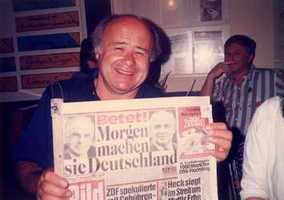  Links: Braumeister Günter Glauninger im Jahr 1995. Er braute Bier für die Singha-Brauerei. 