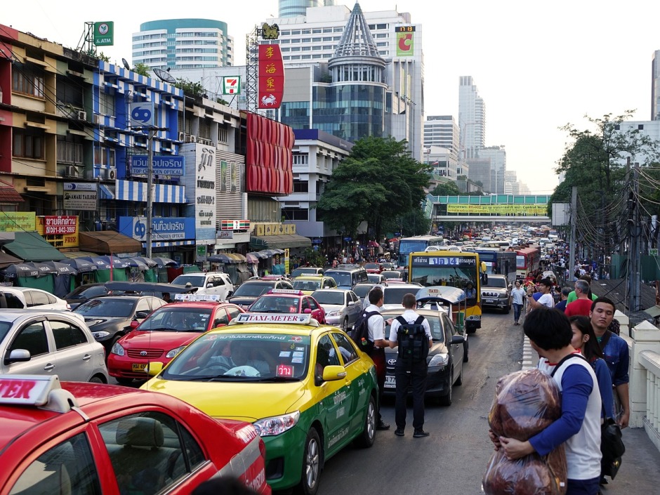 In Bangkok sollten Urlauber auf Taschendiebe achten; Pixabay.com © cegoh (CC0 1.0)