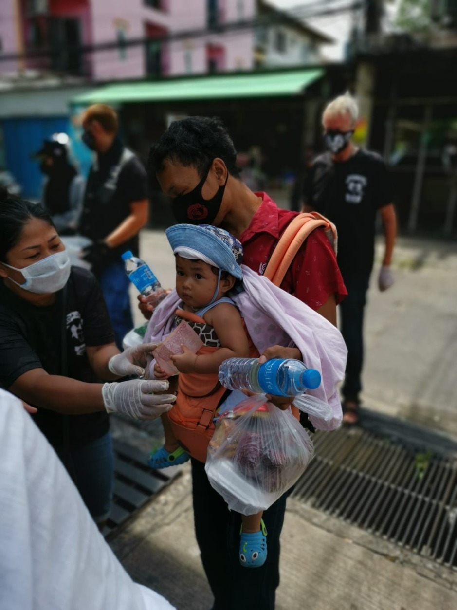 Unter den Menschen in Not befinden sich auch viele Familien mit Kleinkindern, die dringend Unterstützung benötigen.