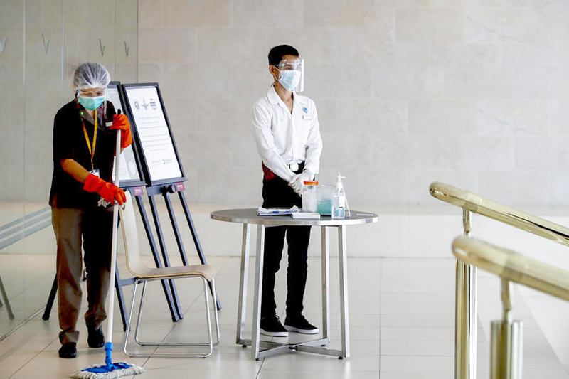 Von Beginn an gehört das Mövenpick BDMS Wellness Resort Bangkok zu den führenden ASQ-Anbietern in Thailand. Mit zunehmender Impfrate verkürzt sich die Quarantänte. Foto: epa/Diego Azubel