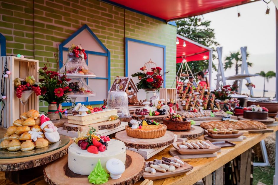 Das Mövenpick Siam Hotel Na Jomtien Pattaya richtet ein Buffet in Form eines Schweizer Weihnachtsmarktes aus. Foto: Mövenpick