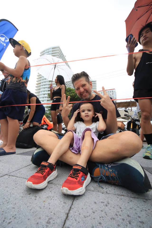 Familien und Fans verfolgten die Wettkämpfe und sorgten für eine lebendige Atmosphäre. Bild: PR Pattaya
