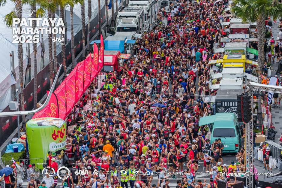 Tausende Läufer und Besucher sorgen Jahr für Jahr für eine besondere Atmosphäre rund um das Marathongelände. Archivbild: Pattaya Marathon