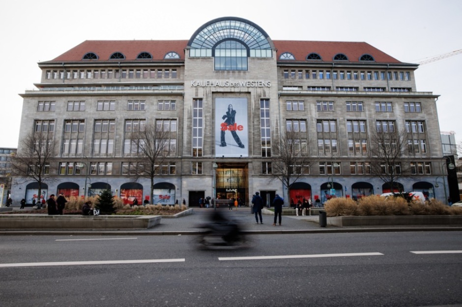 Central Group sichert die KaDeWe-Zukunft. Foto: epa-efe/Clemens Bilan