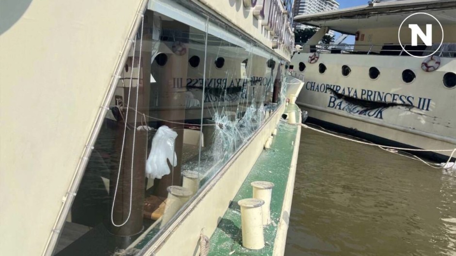 Frachtschiff rammt Chao-Phraya-Dampfer. Foto: The Nation