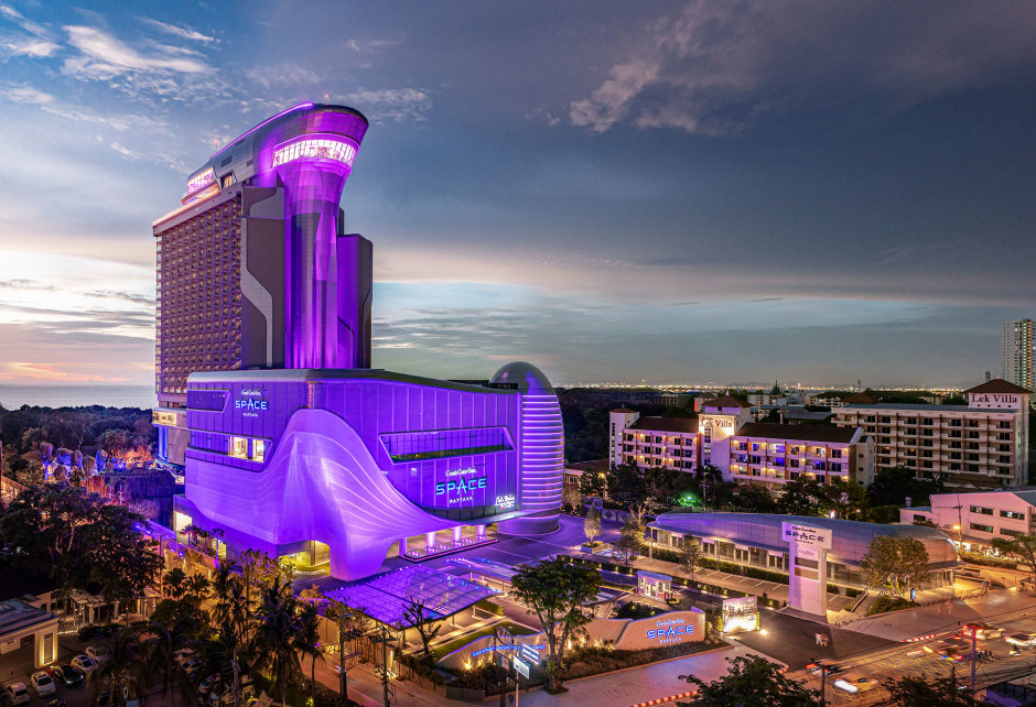 Naklua ist ready for take-off. Das Grande Centre Point Space Pattaya ist Thailands erstes „Weltraum“-Hotel. Foto: Grande Centre Point Space