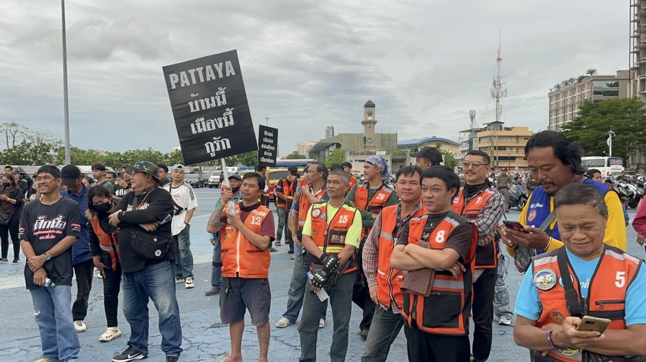 Auch Vertreter verschiedener Berufsgruppen beteiligten sich an der Kundgebung und bekannten sich zu ihrer Heimatstadt Pattaya. Bild: TMN.TV