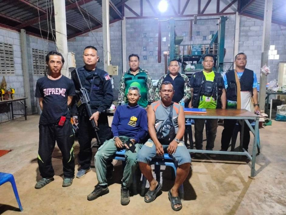 Einsatzkräfte und Wildhüter der mobilen Einheit 19 nach der nächtlichen Abwehraktion in Thap Sai, Chanthaburi. Bild: Department of National Parks, Wildlife and Plant Conservation (DNP)